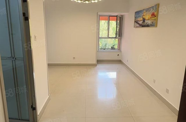 开发区振华北临 精装小两居带车位