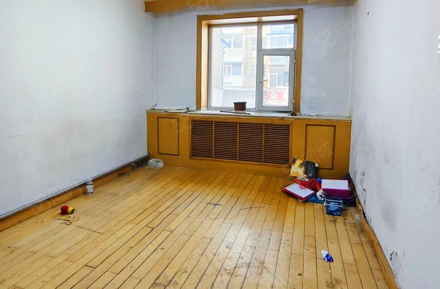 平治小区3室1厅96㎡55万二手房图片