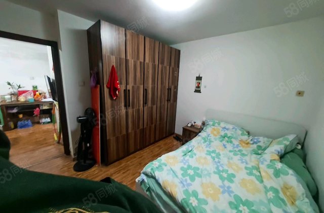 怡和世家2室1厅68.15㎡200万二手房图片