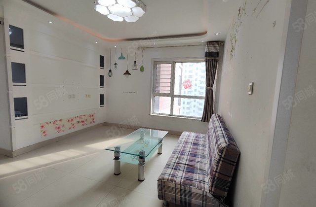 市中心 水岸花语小高 中间楼层 三室六十多万