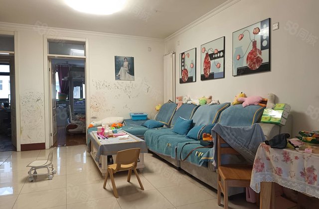 香江对过 站北花园 满五   送储 96平 单价5千左右