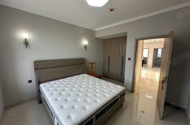 边户，有证可按揭，赠储，朗悦府光岳路旁金田阳光