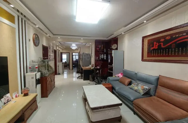 育红 三医院 和馨园小区电梯房温馨三室全明户型带车位储藏室