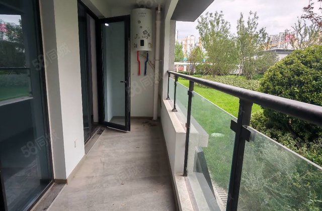 城市芳华蘭园  带车位储藏室 包税 双卫双阳台 动静分离户型