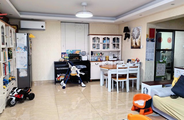 莲富大厦3室2厅105.98㎡299万二手房图片