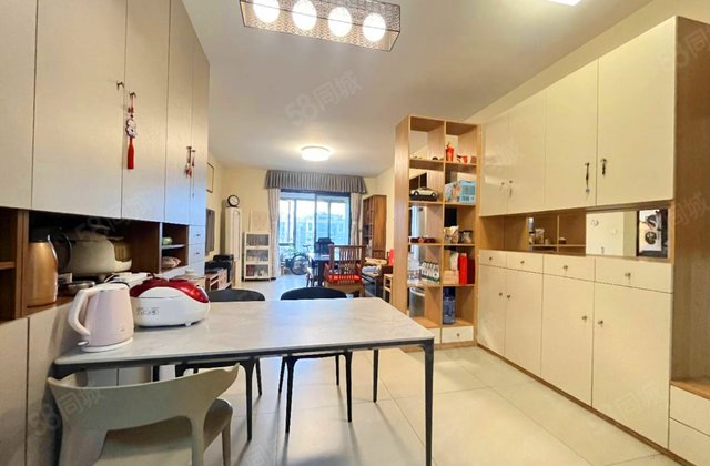 保利花园一期3室2厅110.71㎡239万二手房图片