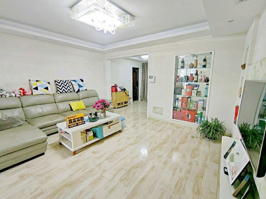 凤凰香郡2室2厅1卫86㎡南北45万