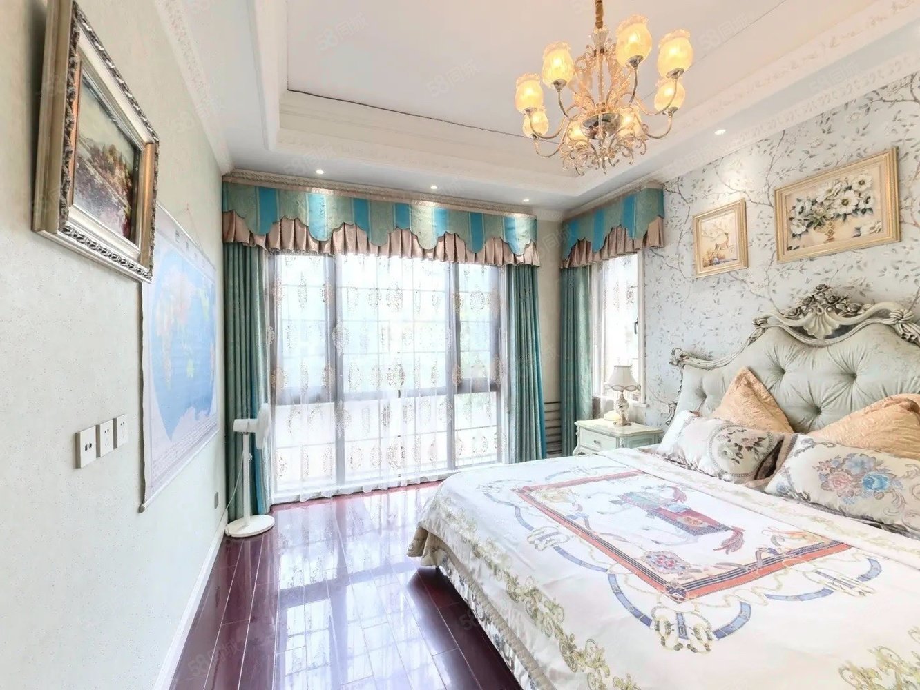 中建紅杉溪谷(東區(qū))6室2廳4衛(wèi)210.55㎡南北1888萬