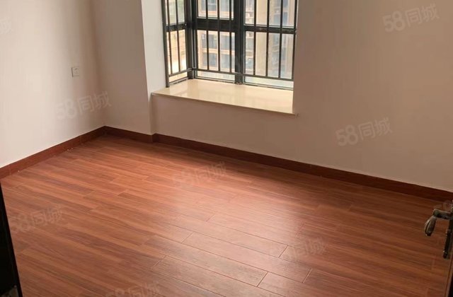 景园悦海湾3室2厅115.29㎡90万二手房图片