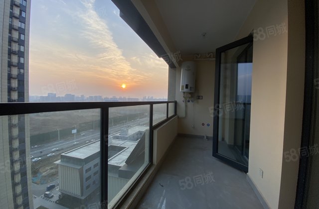 无遮挡 双阳台  新房未住 理想城 花园路小 万达