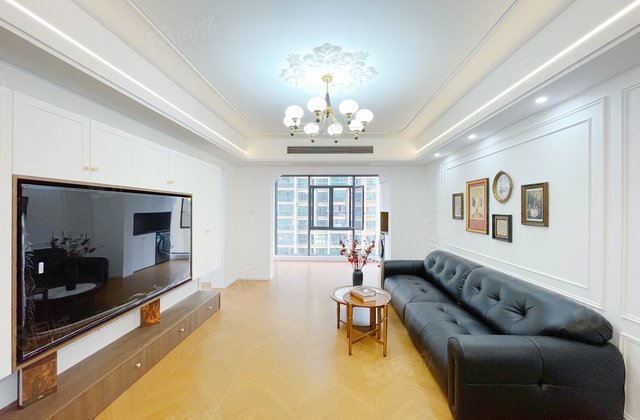 富基世纪公园银杏园4室2厅123.6㎡79.8万二手房图片