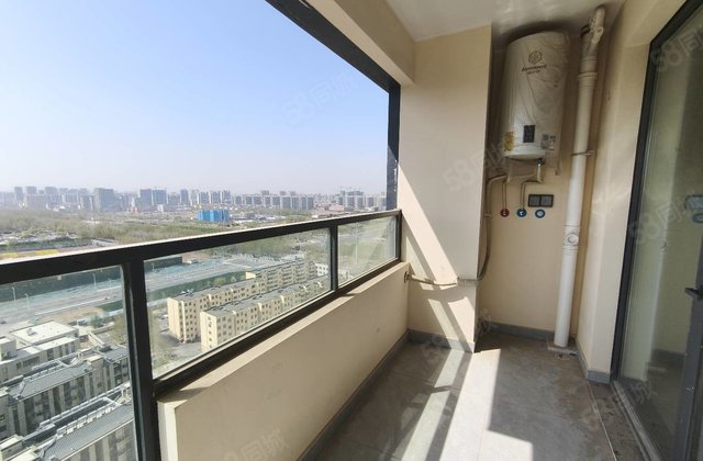 财信水城印象电梯房 送车位储藏室 满五   近医院 双卫格局