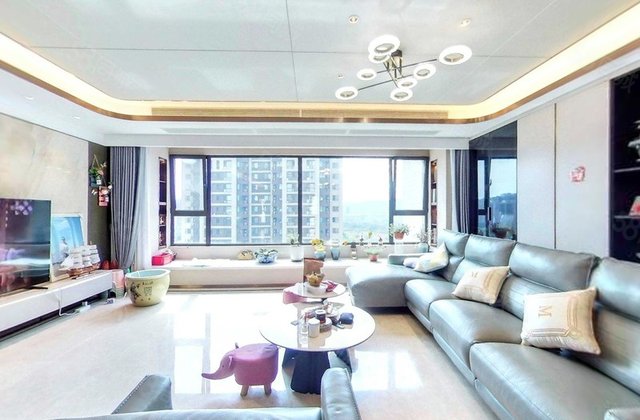 翡翠长安4室2厅205.11㎡1080万二手房图片