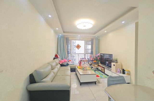 蓝光东方天地3室1厅73.73㎡158.8万二手房图片