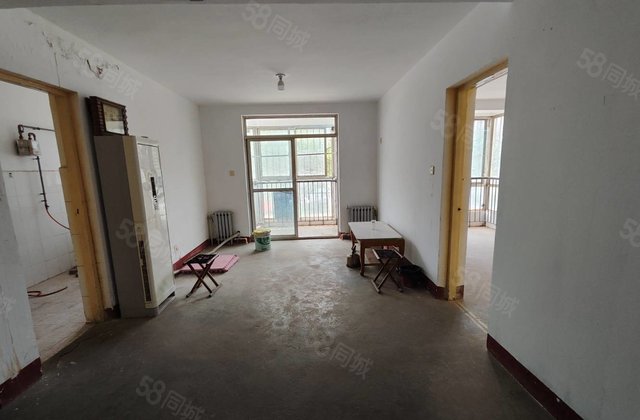 闸口附近 文轩中学 迁户神器 一室一厅 步梯一楼 好停车