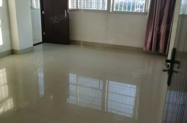 城市中心花园4室2厅149.84㎡135万二手房图片