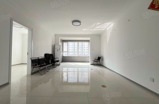 文碧园3室2厅135㎡105万二手房图片