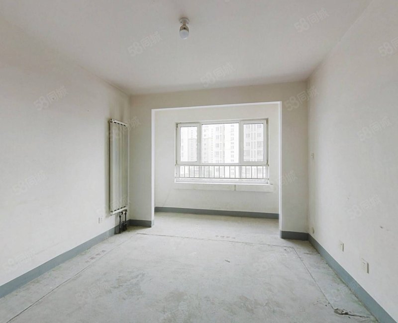 【10图】海春园 一梯两户 中楼层 纯毛坯房 没住