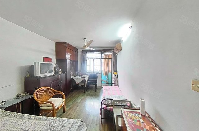 泰山一村2室2厅48.93㎡250万二手房图片