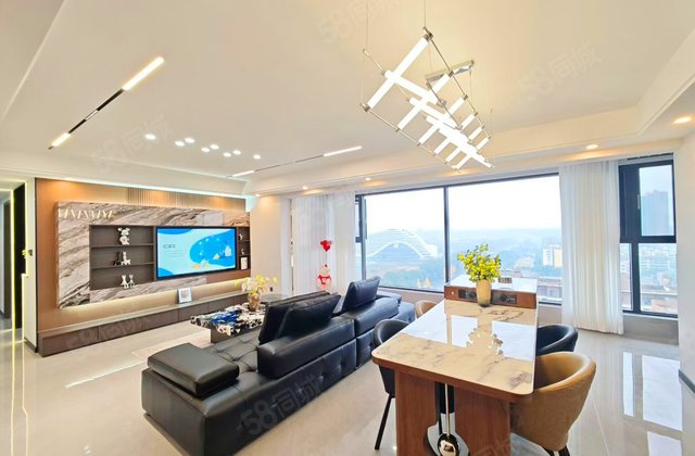 弘阳未崃时光4室2厅121㎡108万二手房图片