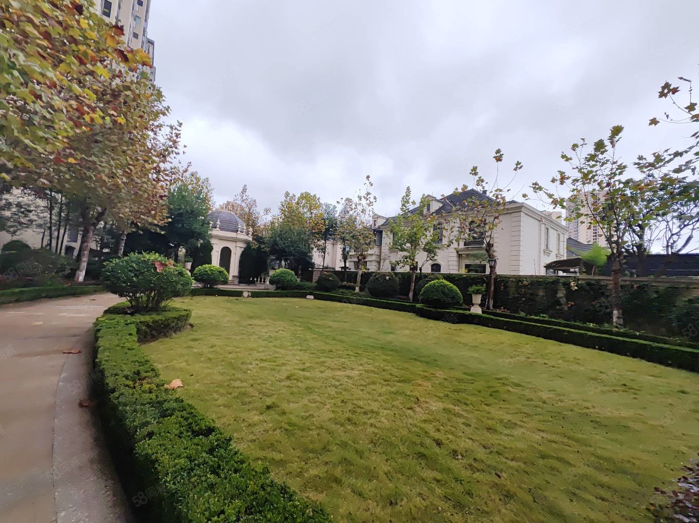 老证出售蔷薇国际六期115小区中庭位置三室两厅两卫