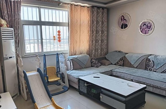 急售，市中心，金凤龙庭，精装三室，送车储