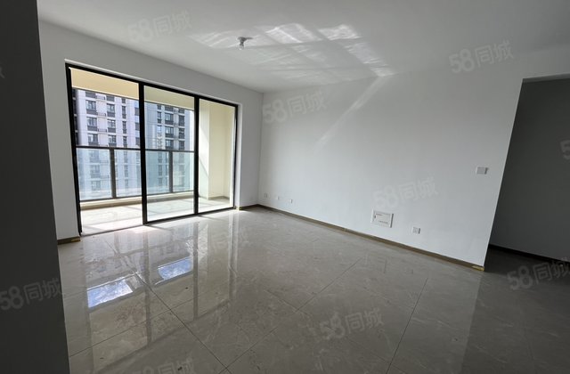 真实售，城市玖玺，小高层，3叶草双阳台，新房未住带储藏室有钥