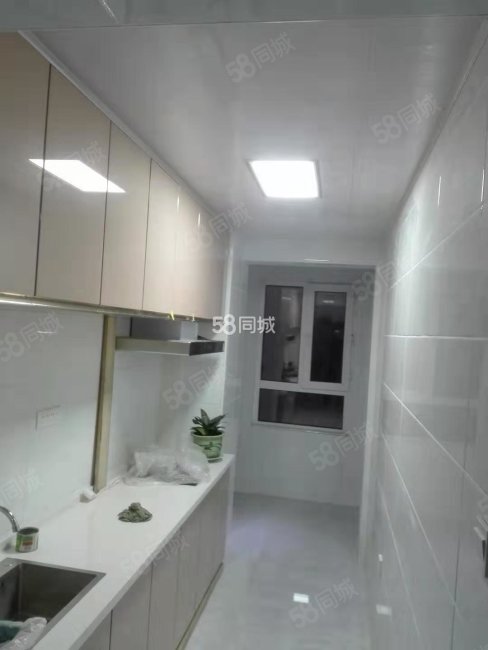 花河新城2室1厅1卫59㎡南24.5万