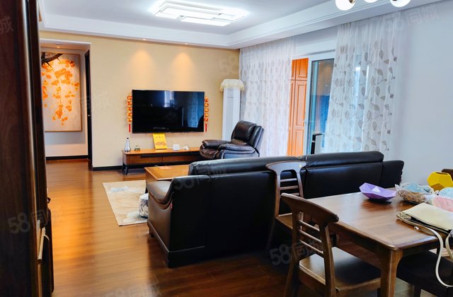 万科理想城三期星河4室2厅110㎡149.9万二手房图片