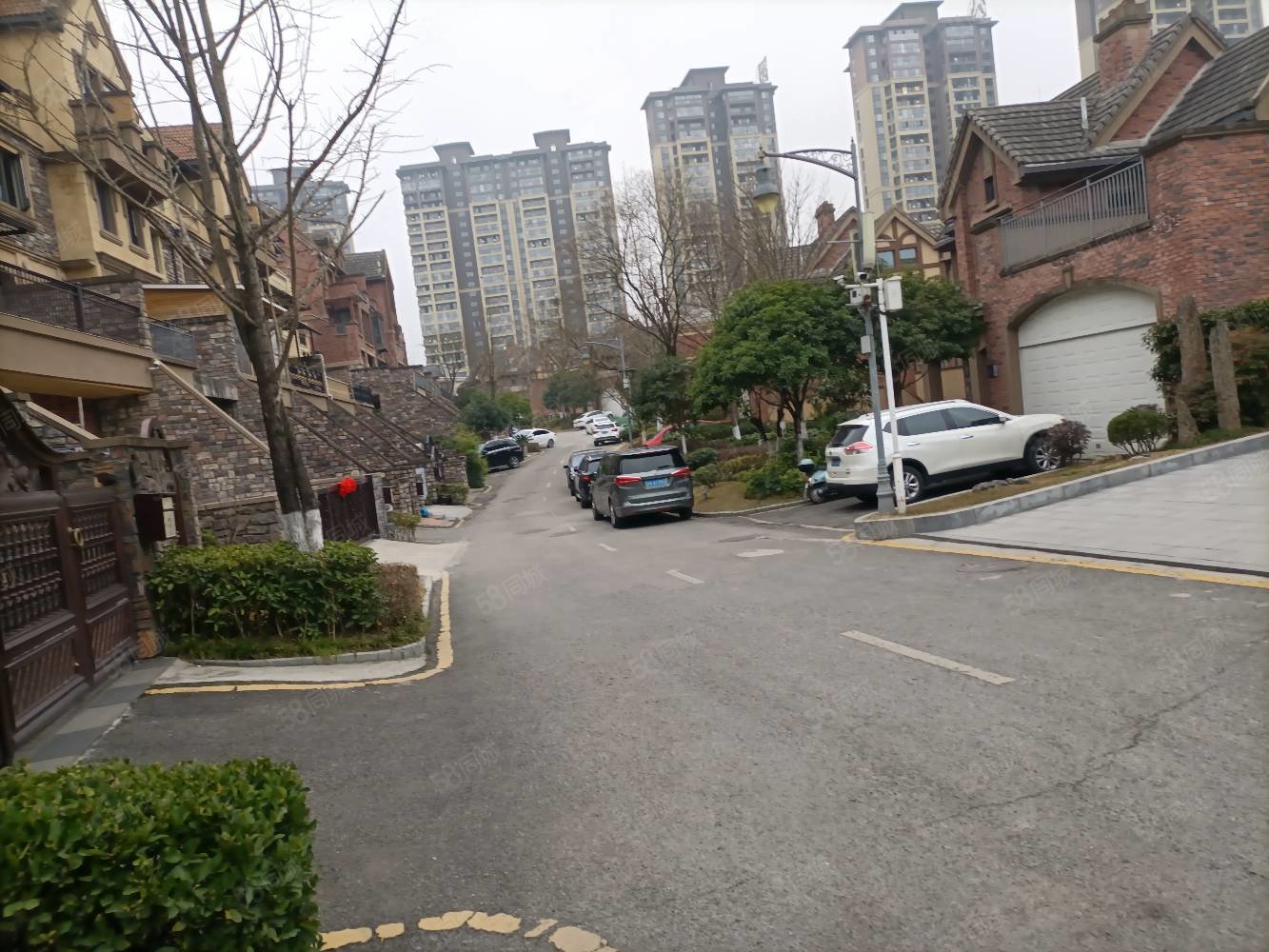 带前后花园带车位,保利公园2010拉菲庄园-贵阳58同城