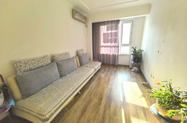 隆都翡翠湾3室2厅90.63㎡49.5万二手房图片