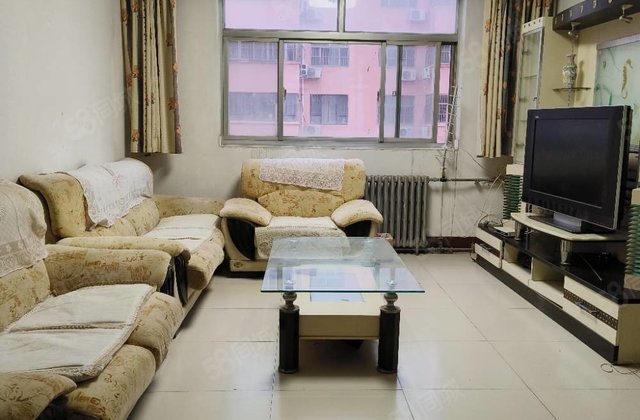 三里铺，教师新村，步梯中间楼层，实验阳光，随时看房