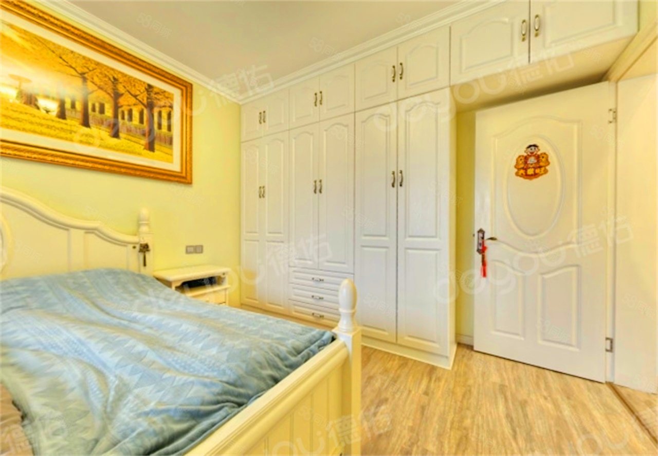 大成郡3室2厅1卫96.22㎡东西130万