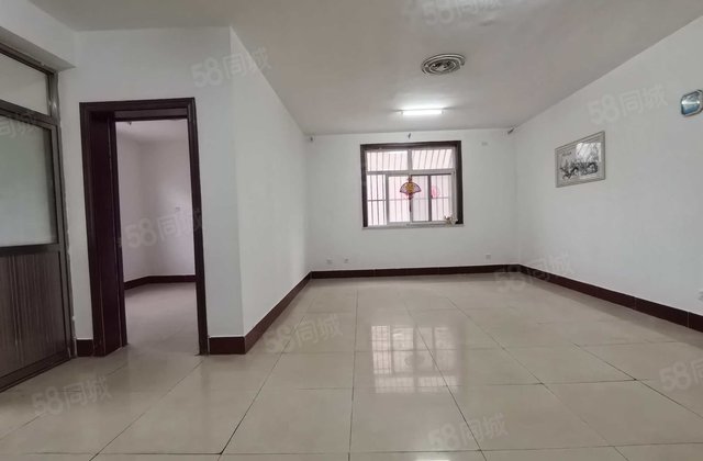 急售 新区政府 奥森一实验 土城回迁三室东边户 孟达 体育馆