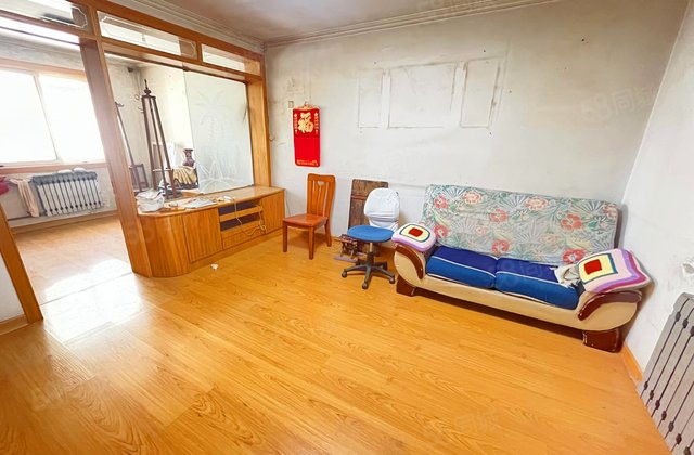 虎山花苑(A区)3室1厅86㎡89万二手房图片