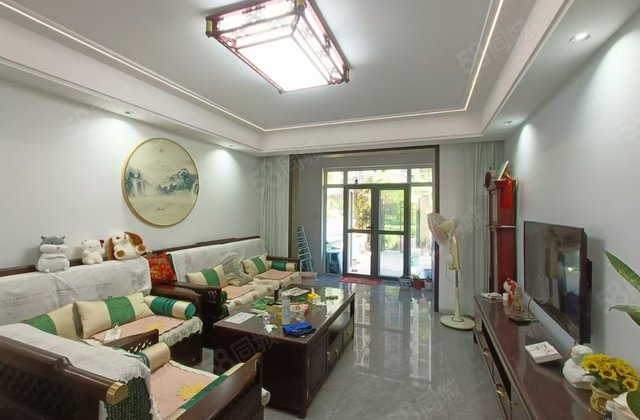 中景左岸香颂5室3厅300㎡185万二手房图片