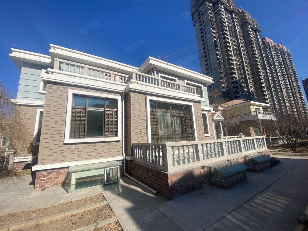 桥北独栋别墅300平花园机械车库东西都带看房预约