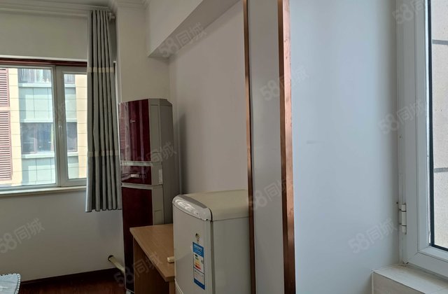 京都商城东昌中学本部 商住两用