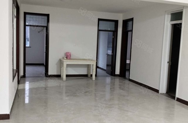 文轩本部老一南邻山水文园电梯洋房带有私家车库储藏室免大税