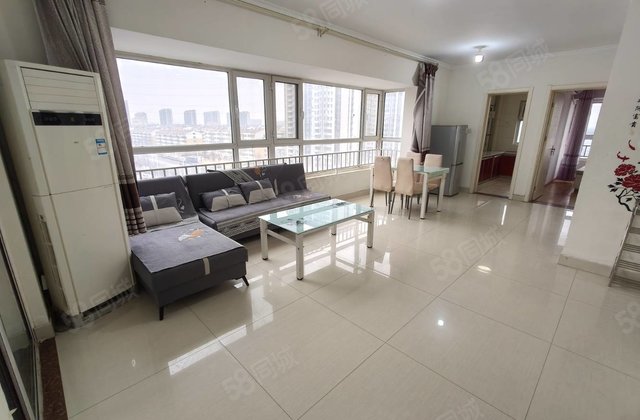 阿卡五期 边户 客厅大飘窗 急售带储藏室