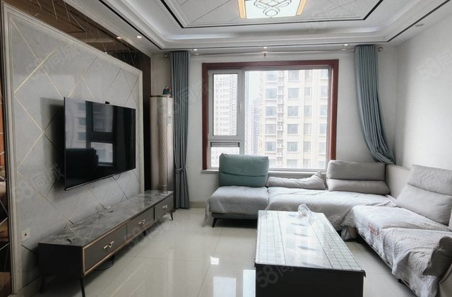 东邻徒骇河，东苑中学带车储精装双卫中高楼层，全天采光通透