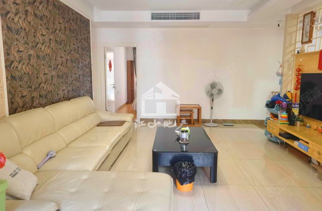 联发臻品3室2厅122.4㎡160万二手房图片