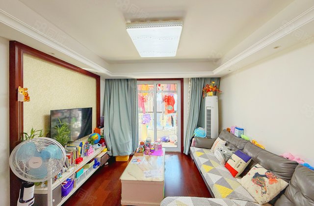 蓝光天悦城3室2厅100.52㎡148万二手房图片