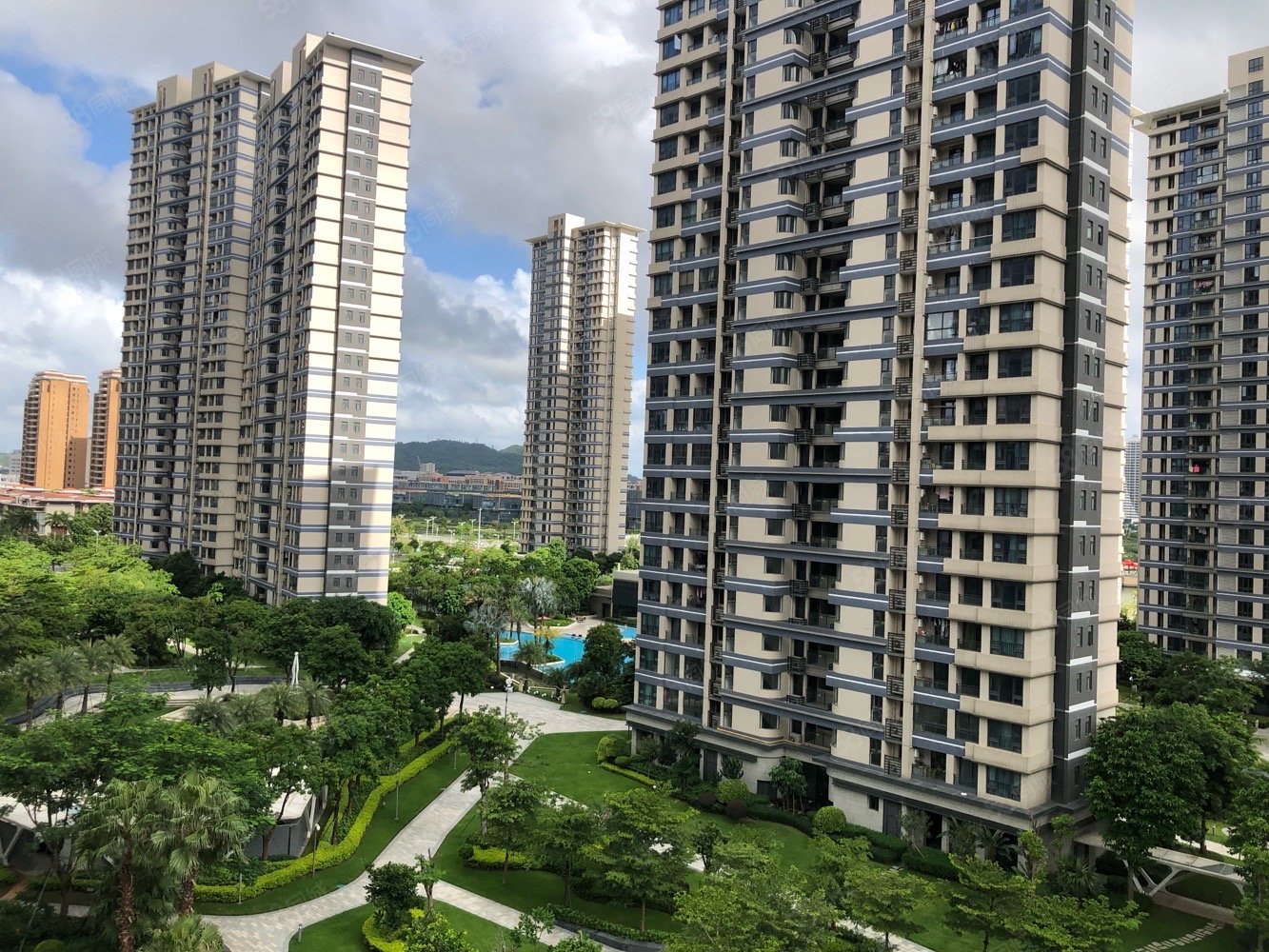 【10图】中海名钻花园 近横琴口岸 小区南大门旁边 位置方便,中海名钻