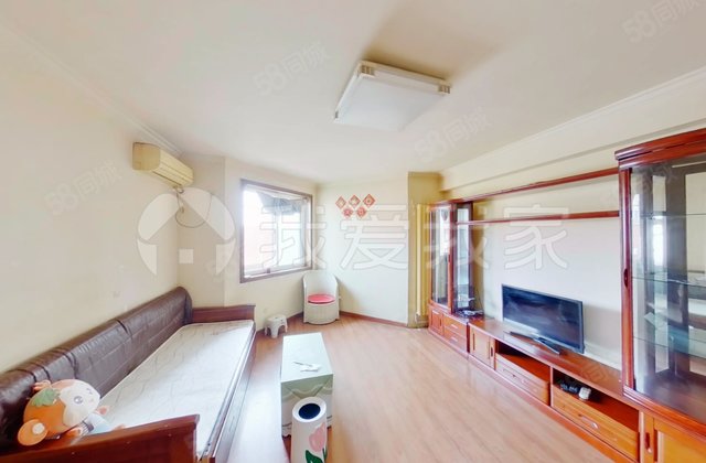 西宏苑小区1室1厅57.68㎡199万二手房图片