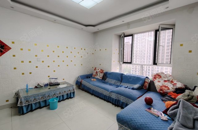 带车位地下室 大学城好楼层 客厅大明亮 二中 文苑中