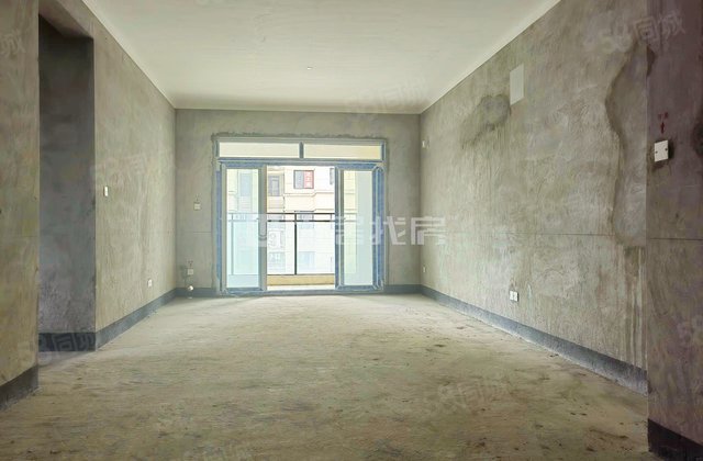 鸿府锦上4室2厅124㎡108万二手房图片