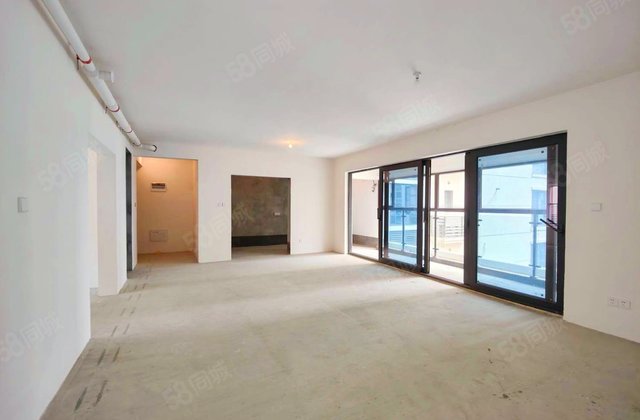 隆鑫公园首府4室2厅137.77㎡116.8万二手房图片