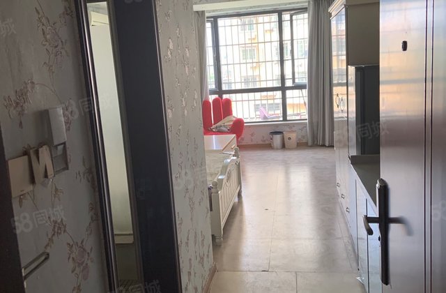 塔泉大厦1室1厅33㎡31.8万二手房图片