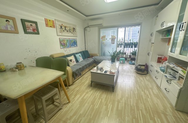 阿卡一期 11层的洋房次顶层 采光好 公摊小 带地下室 急售